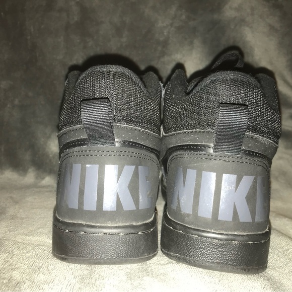 Nike court burough - Picture 2 of 3